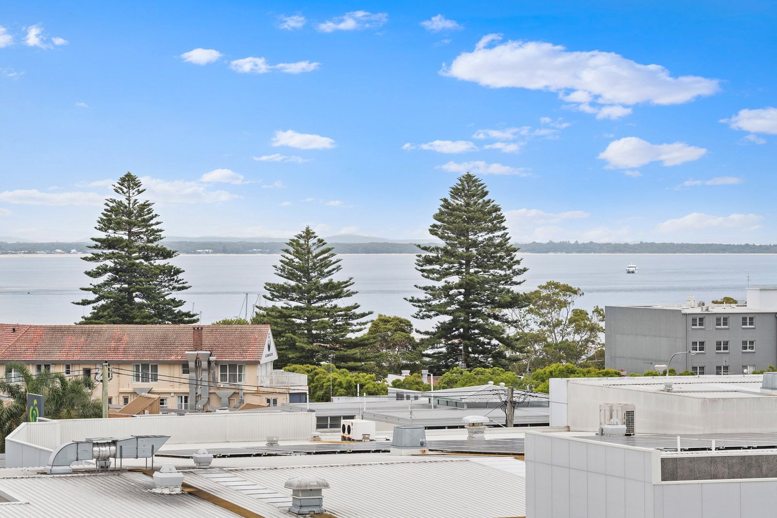 3/10 Tomaree Street NELSON BAY 22