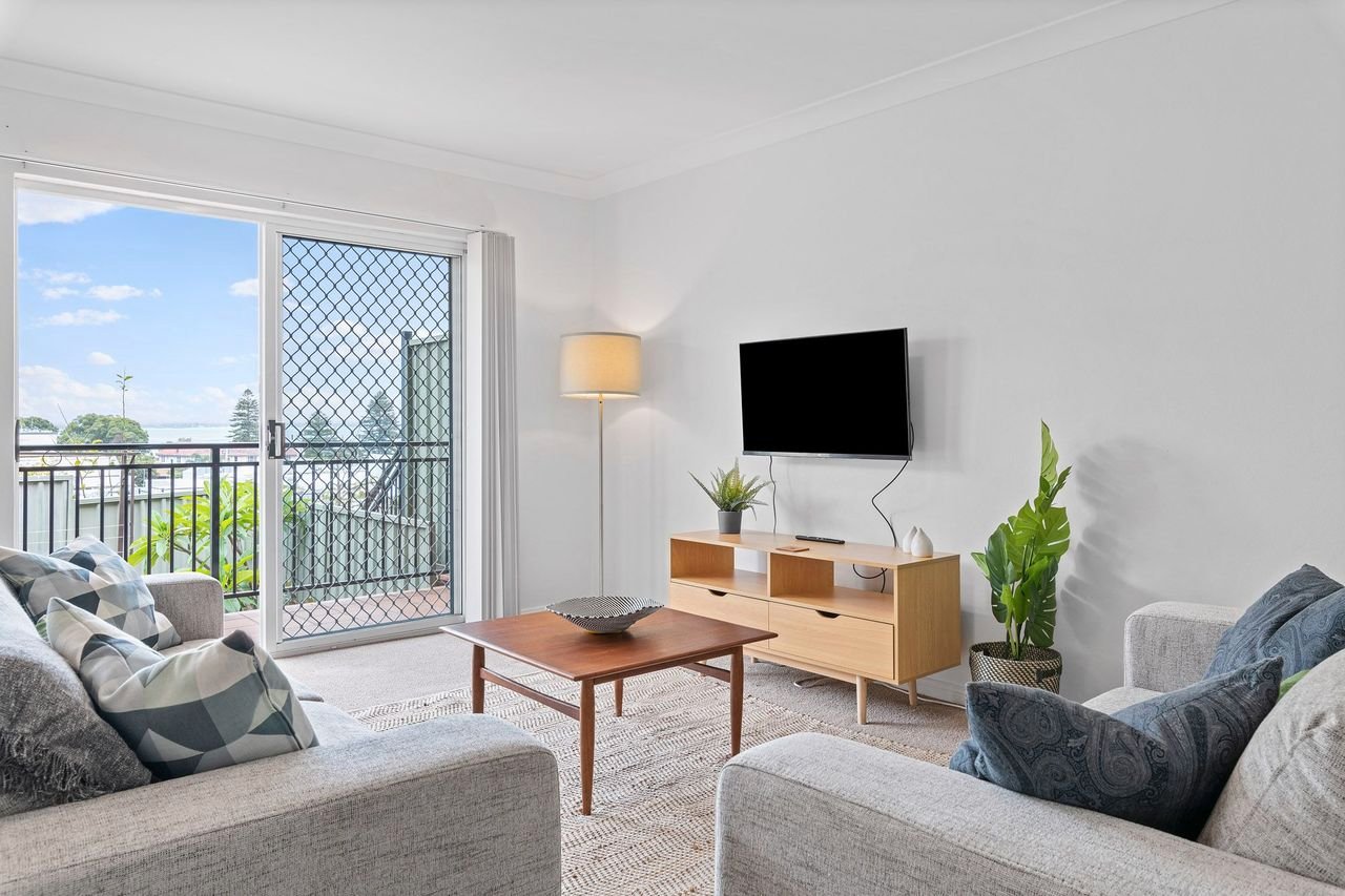 3/10 Tomaree Street NELSON BAY 10