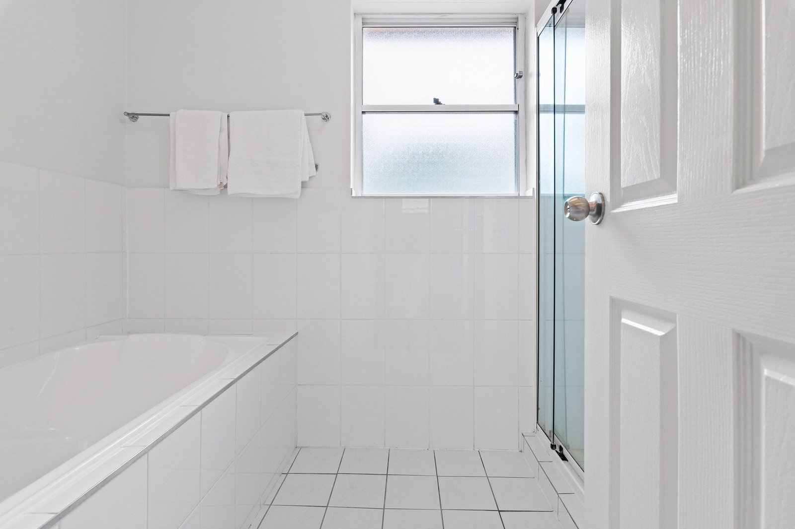 3/10 Tomaree Street NELSON BAY 17