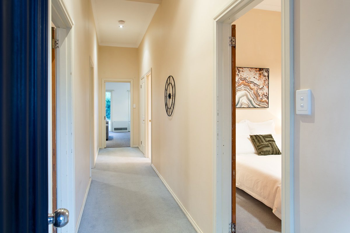 Gallery: 310 Urquhart Street