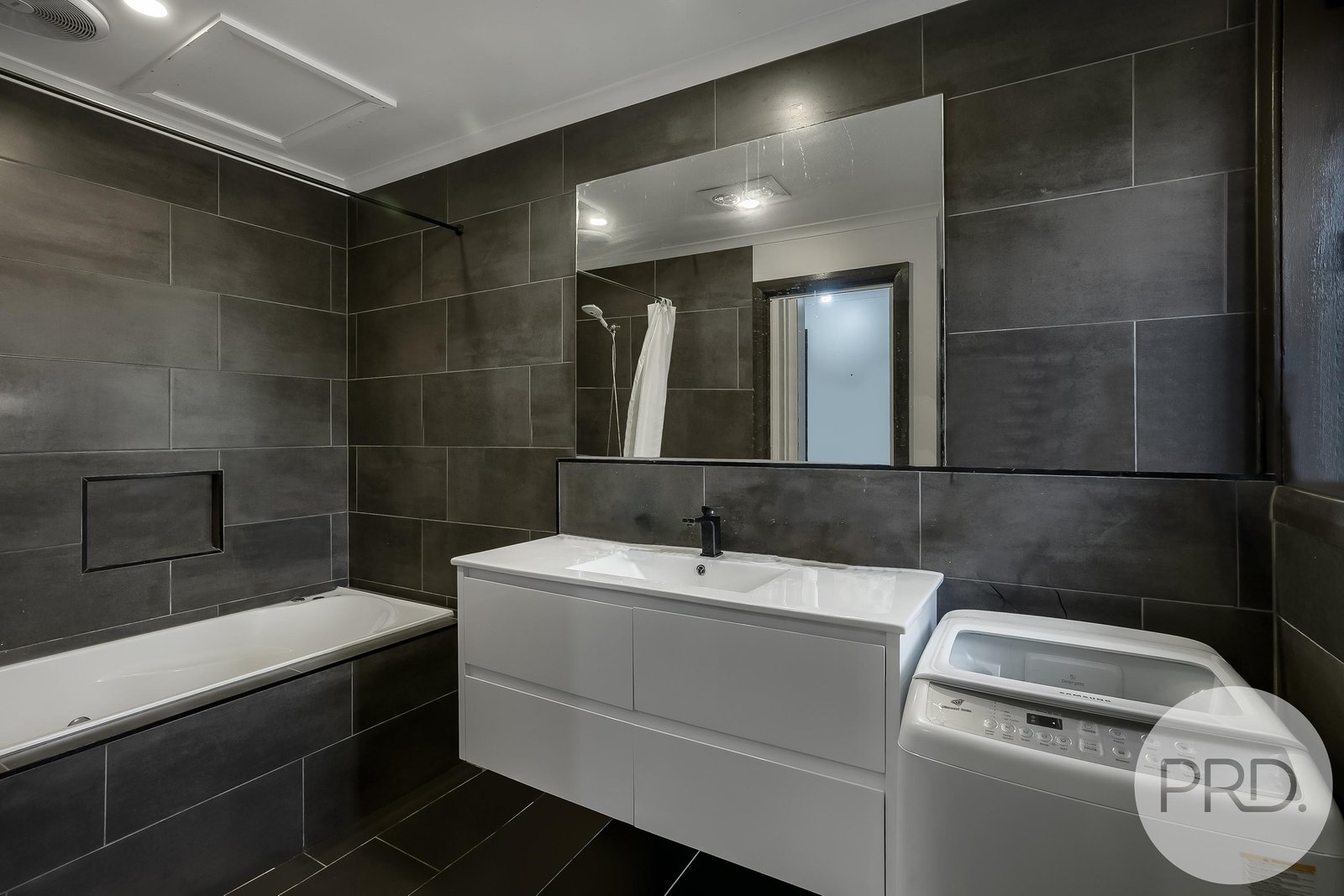 3/10 Wariga Road GLENORCHY 5