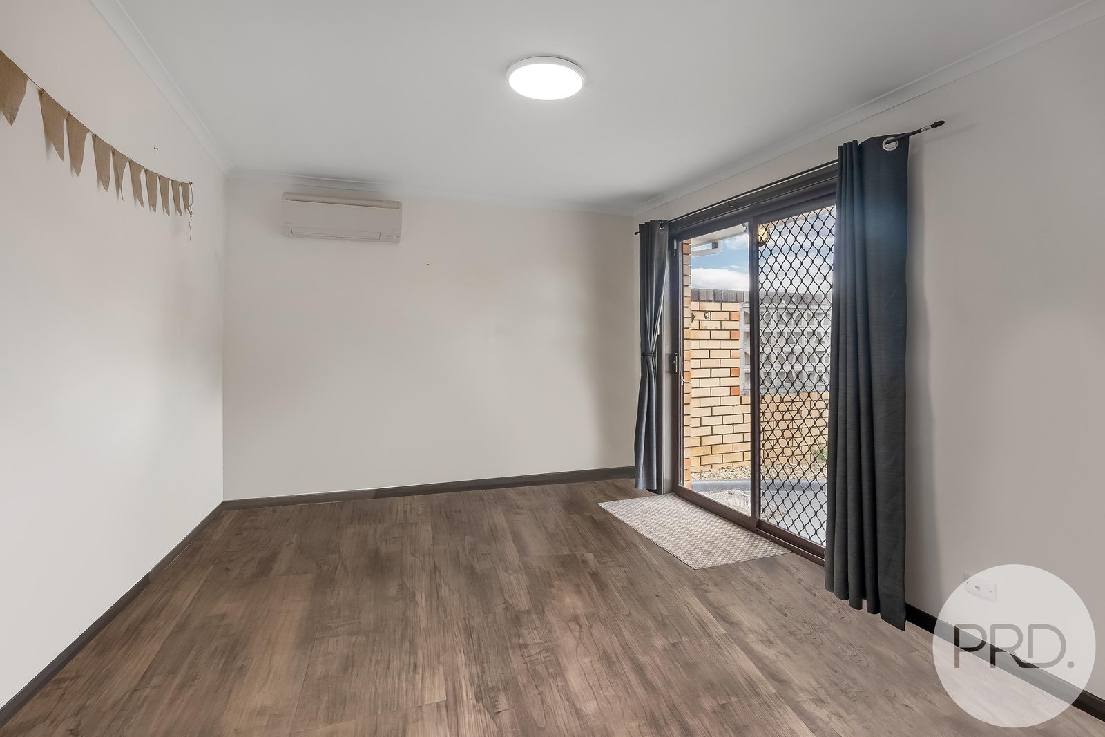 3/10 Wariga Road GLENORCHY 8