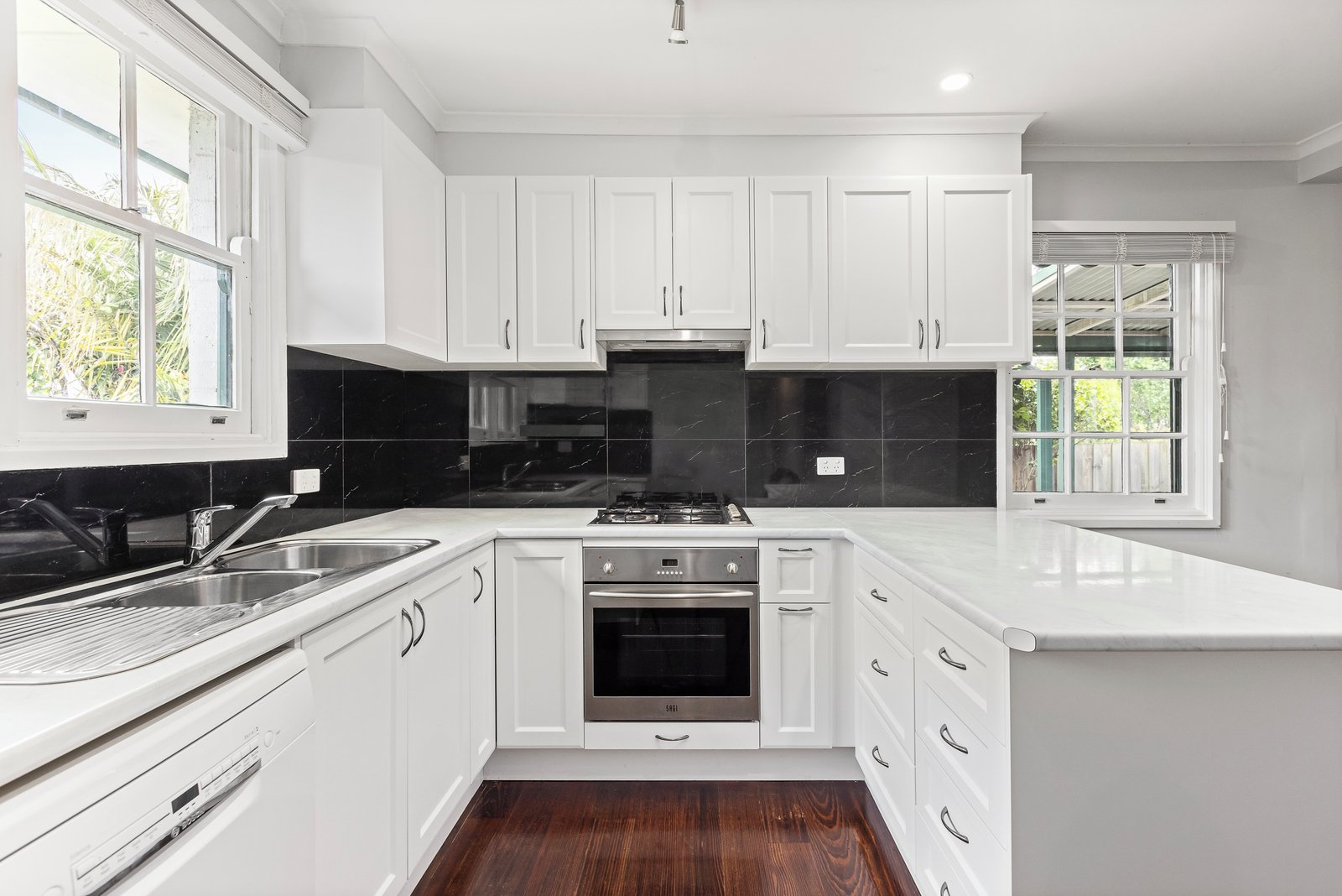 3/100 Warrigal Road, Surrey Hills, 3127