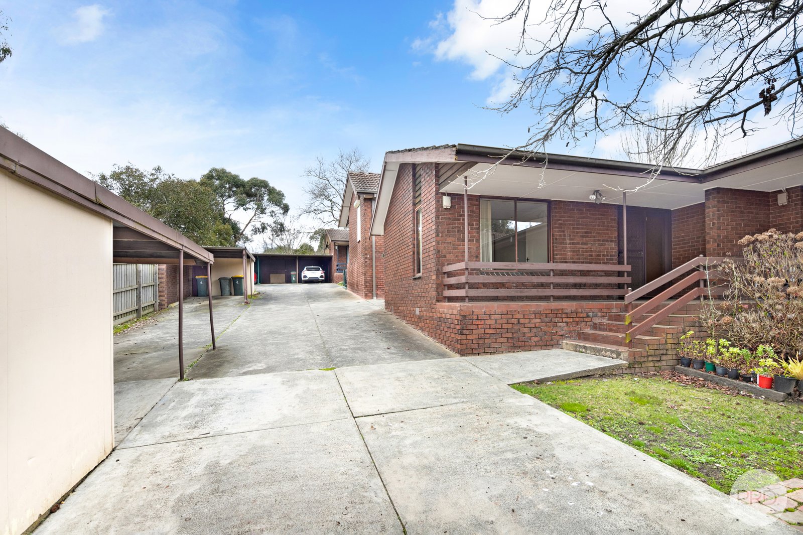 3/1000 Sherrard Street BLACK HILL 2
