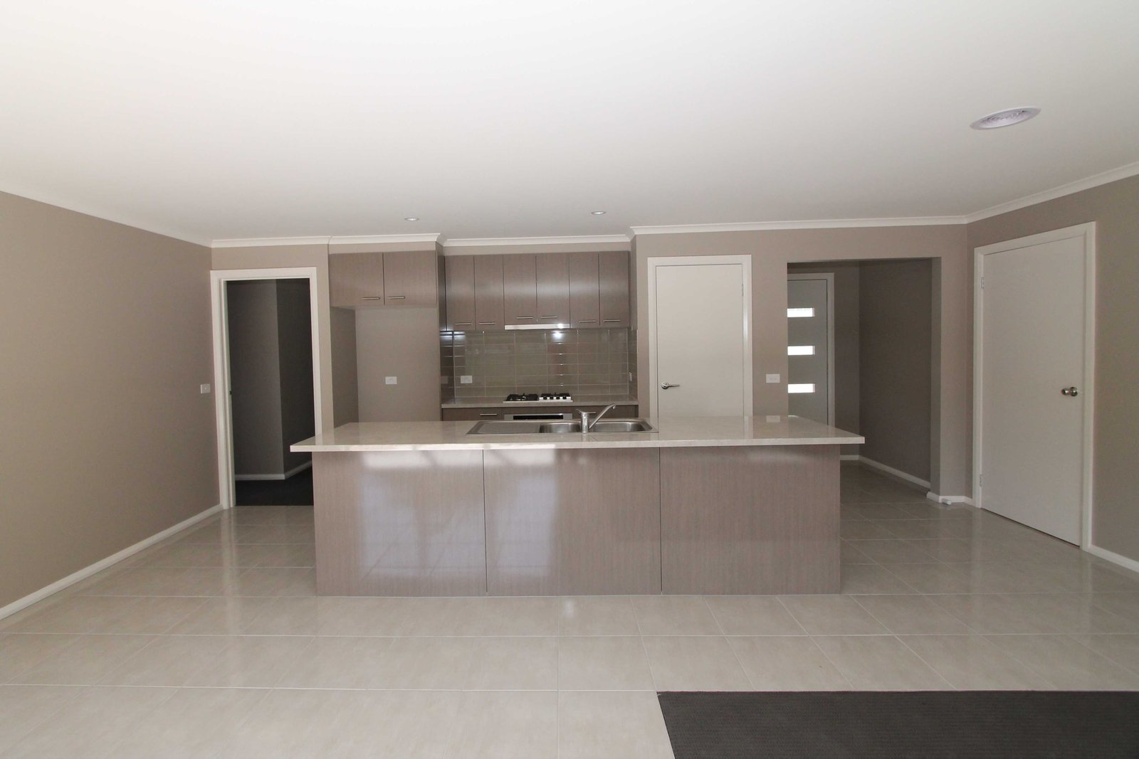 3/101 Spencer Street SEBASTOPOL 4