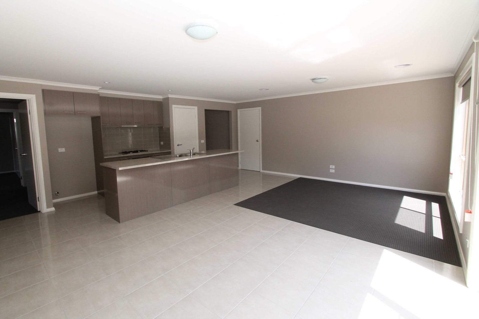 3/101 Spencer Street SEBASTOPOL 6