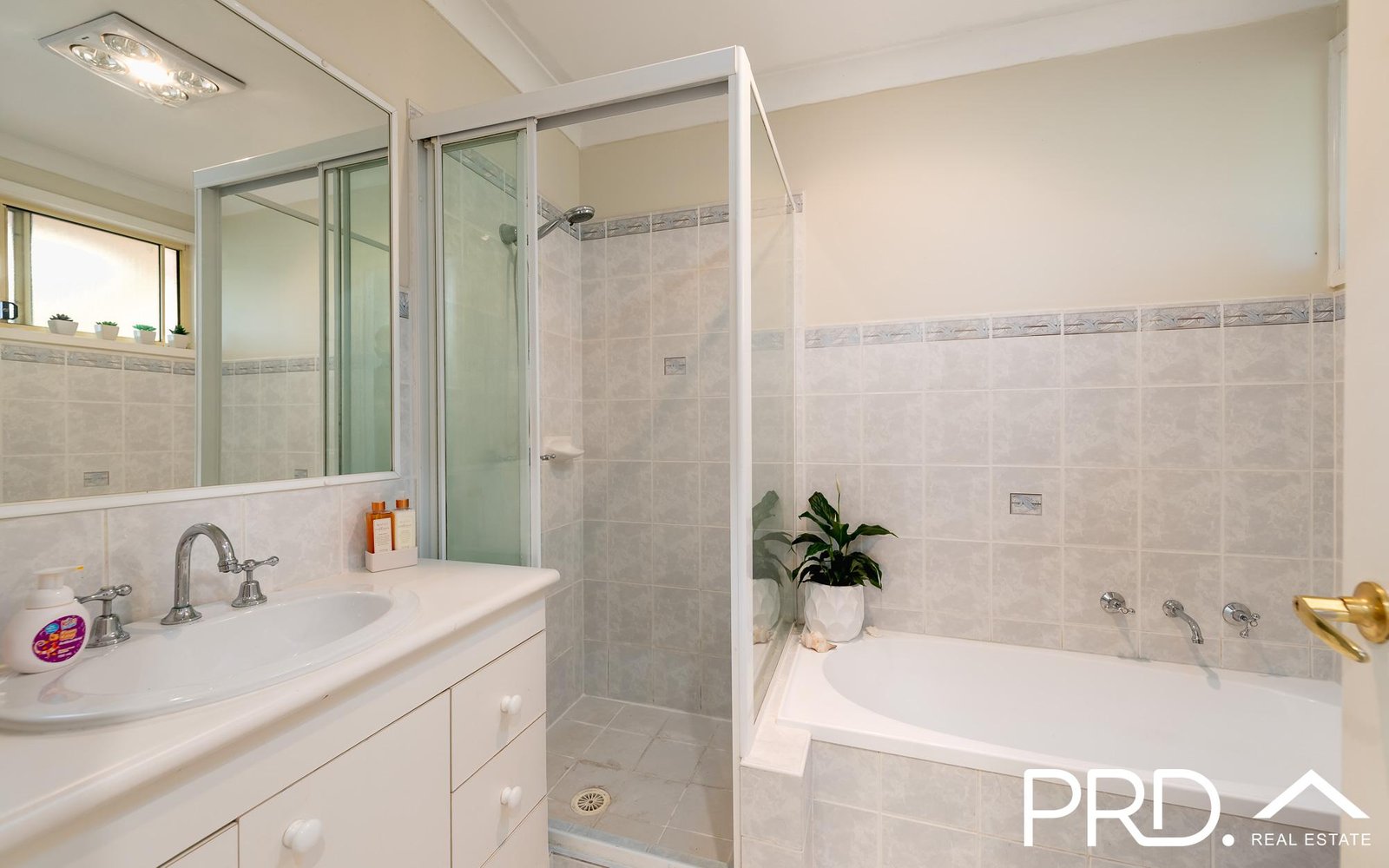 3/101 Tompson Road PANANIA 7