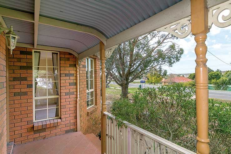 Gallery: 3/1010 Geelong Road