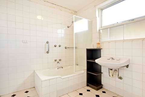 Gallery: 3/102 Brighton Road