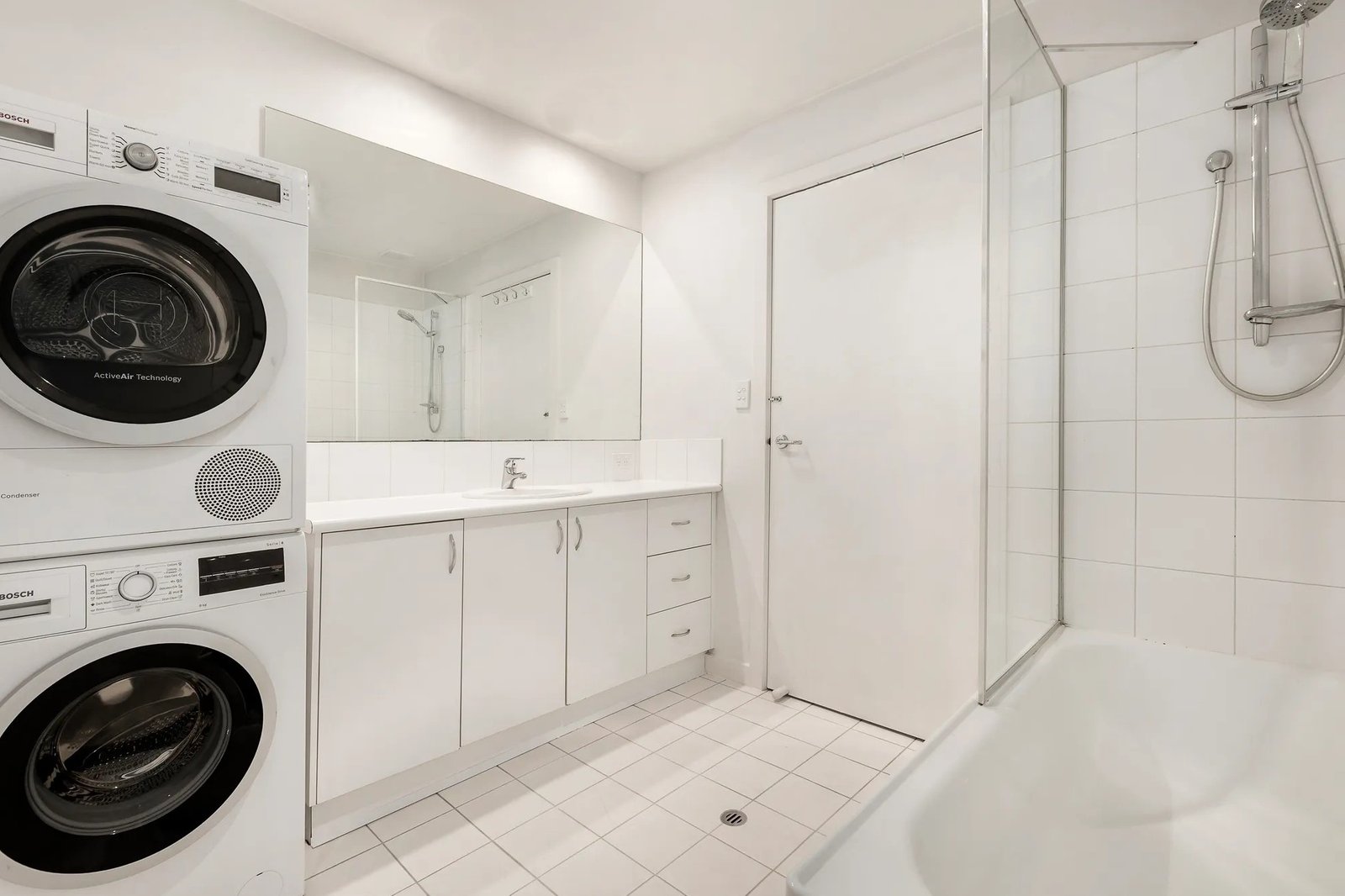 Real Estate and Property in 3/102 Broadway , Elwood, VIC