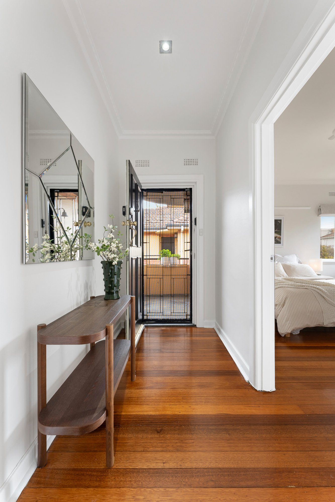 Gallery: 3/103A Grosvenor Street