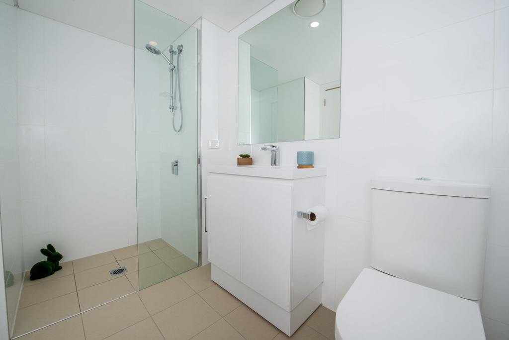 310/4-8 Bullecourt Street SHOAL BAY 6