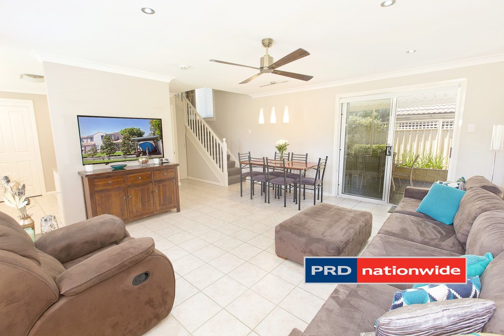 3/104 Great Western Highway KINGSWOOD 2