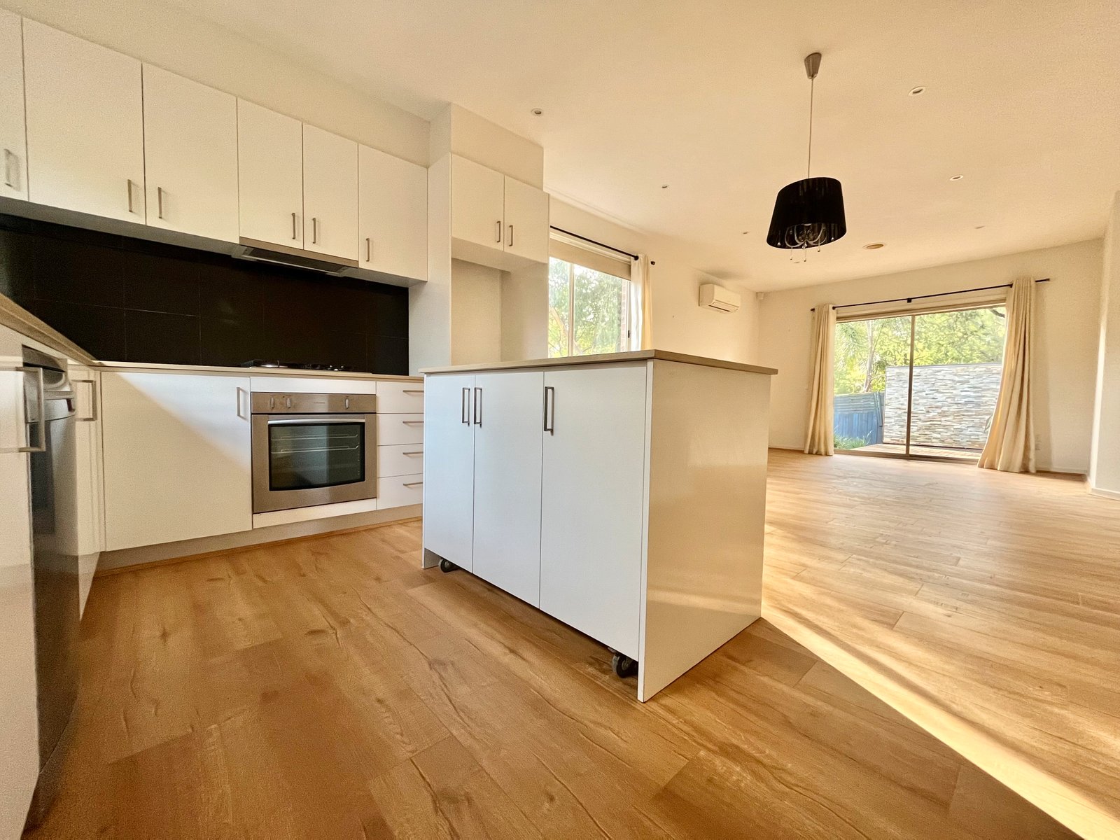 Gallery: 3/105 Stephensons Road
