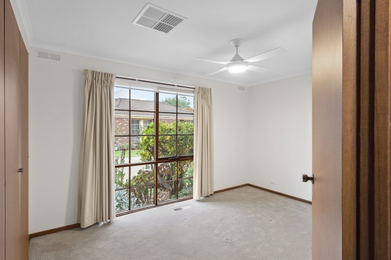Gallery: 3/106 Burnbank Close