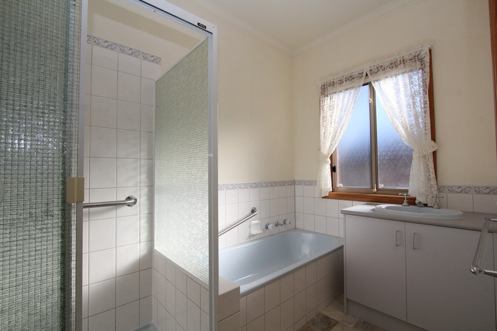 3/106 Warrenheip Street BUNINYONG 9