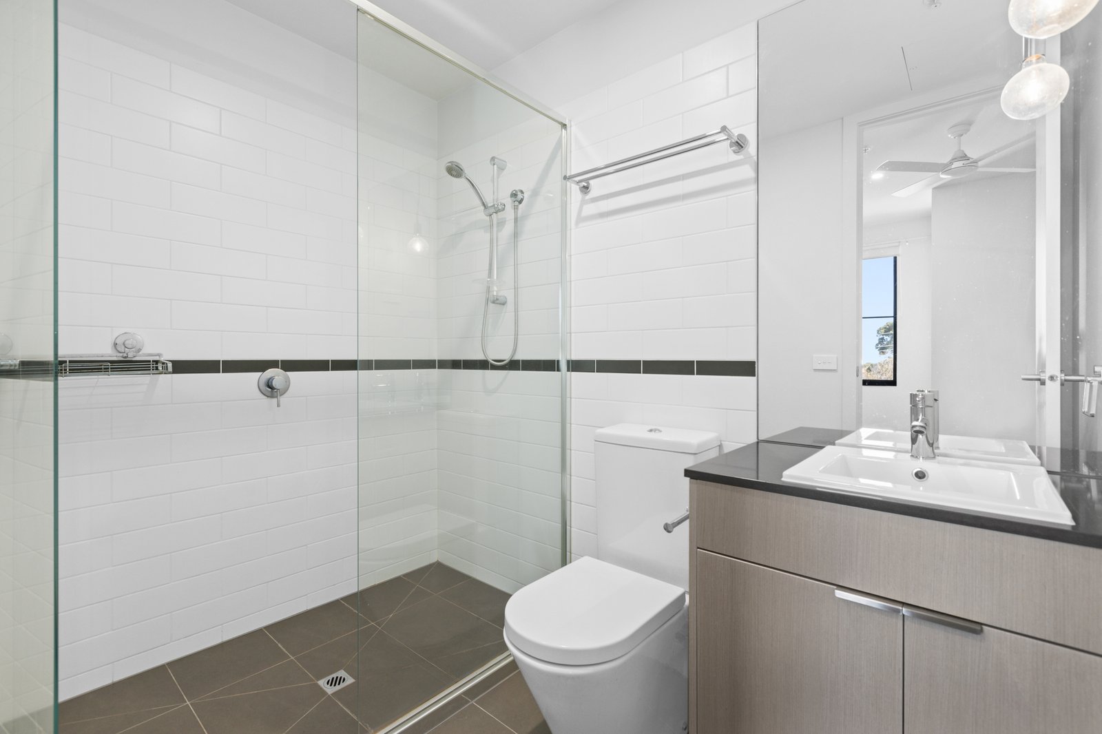 Gallery: 310/81 Warrigal Road