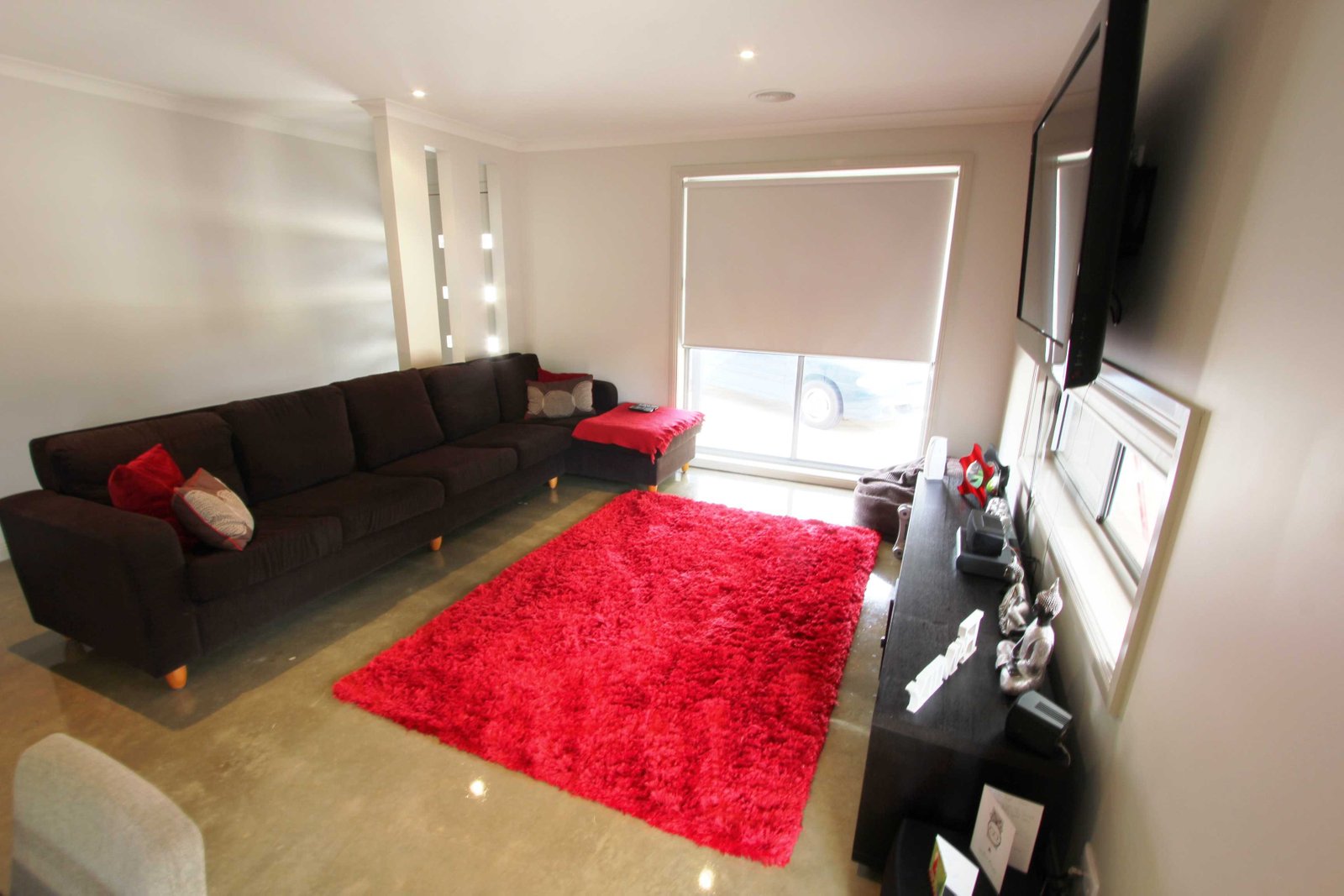 Gallery: 3/11 Cecile Court