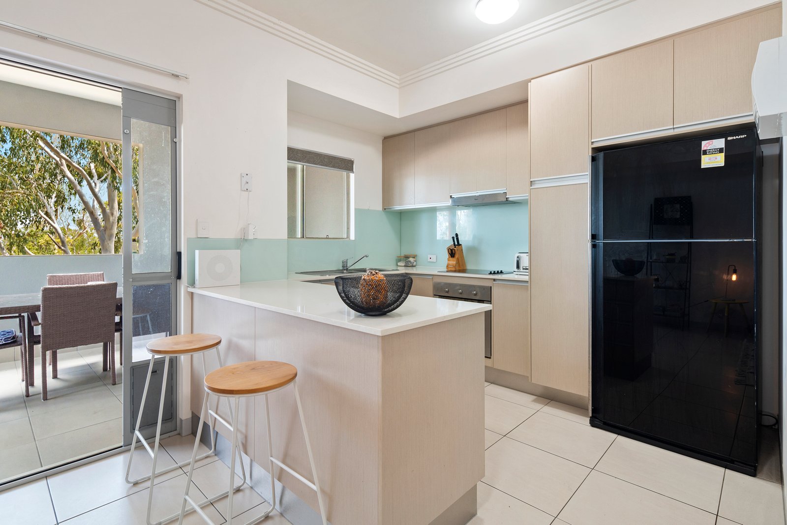 3/11 Eshelby Drive CANNONVALE 2