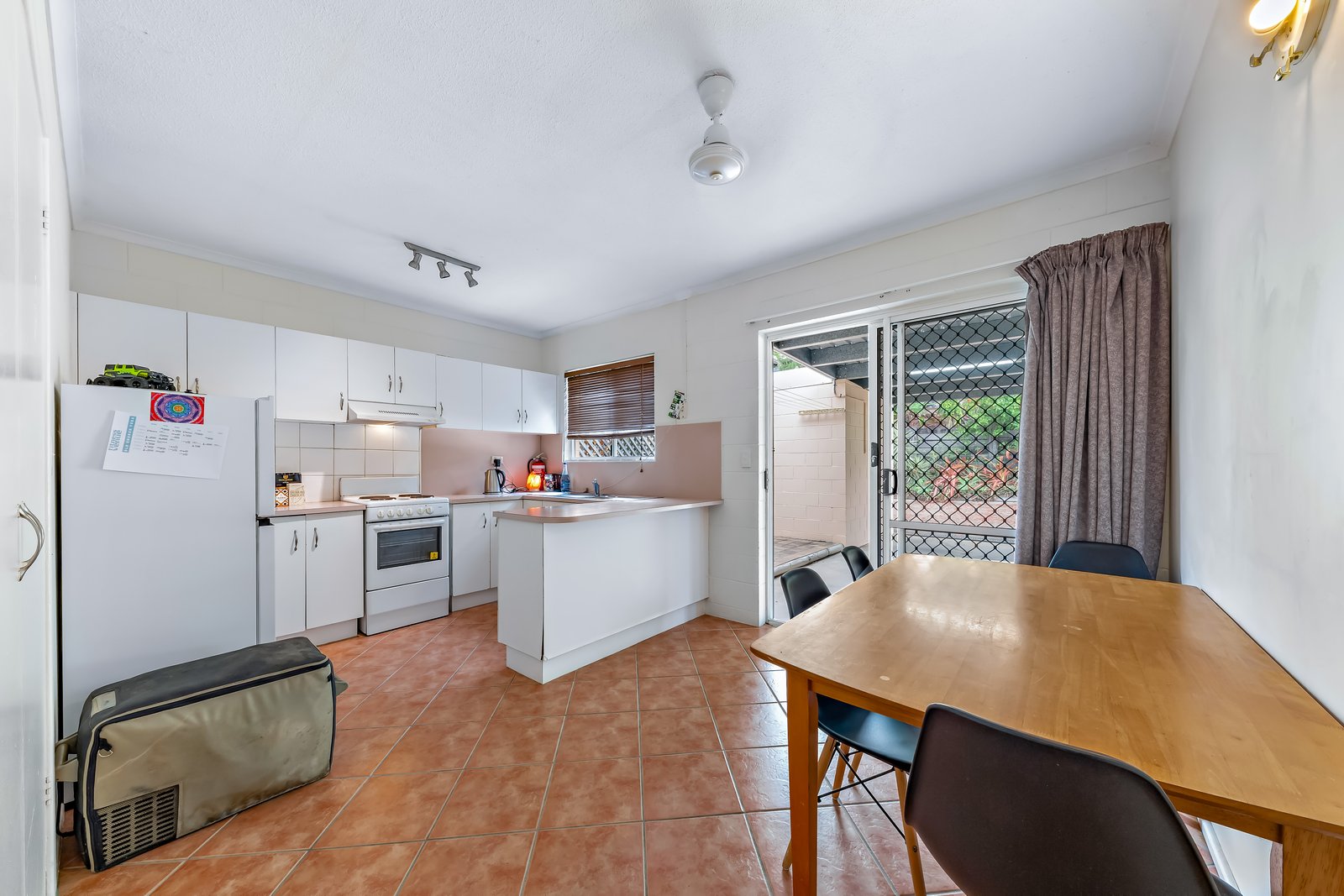 3/11 Island Drive CANNONVALE 3