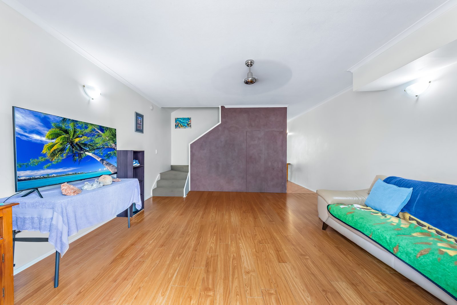 3/11 Island Drive CANNONVALE 4