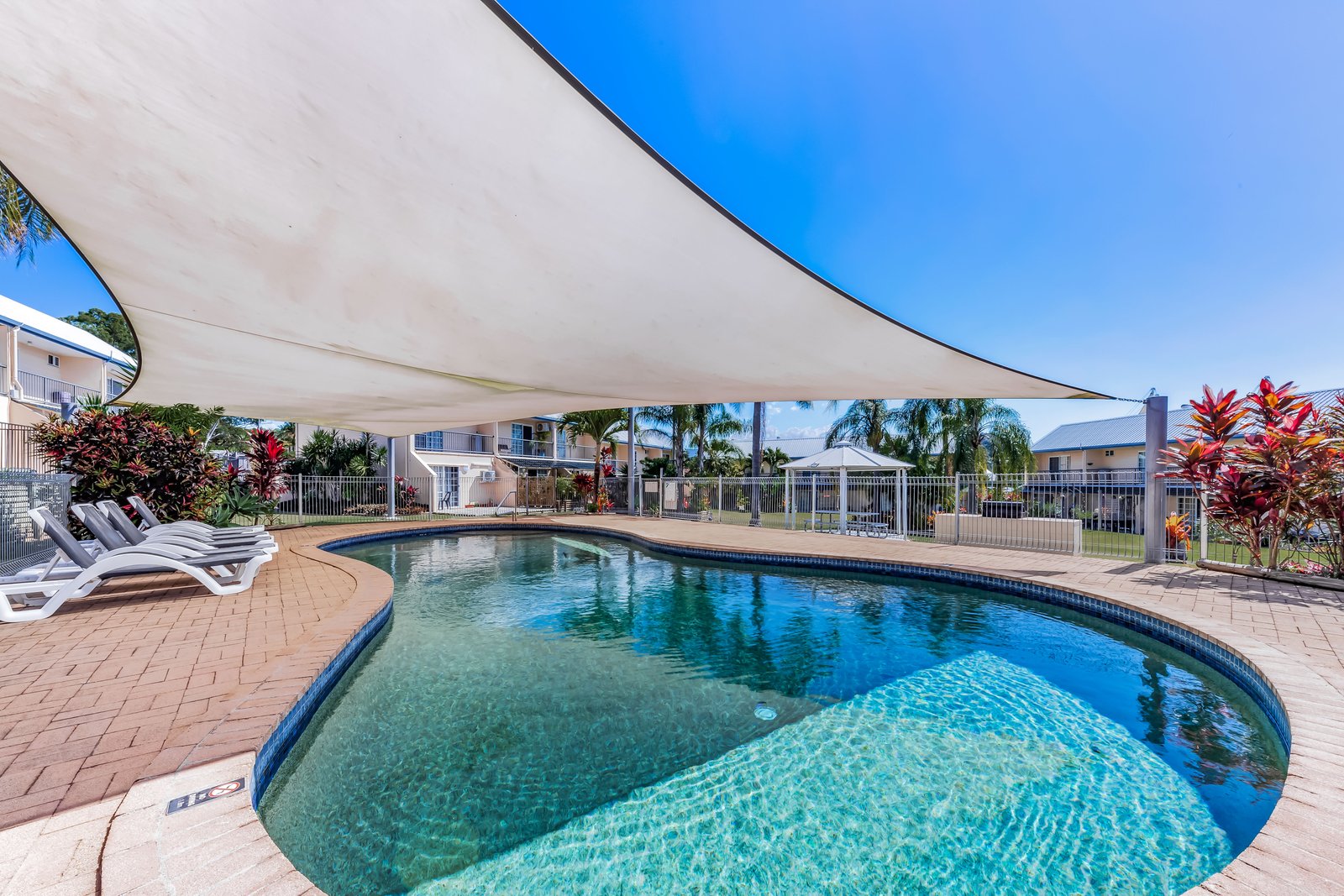 3/11 Island Drive CANNONVALE 11