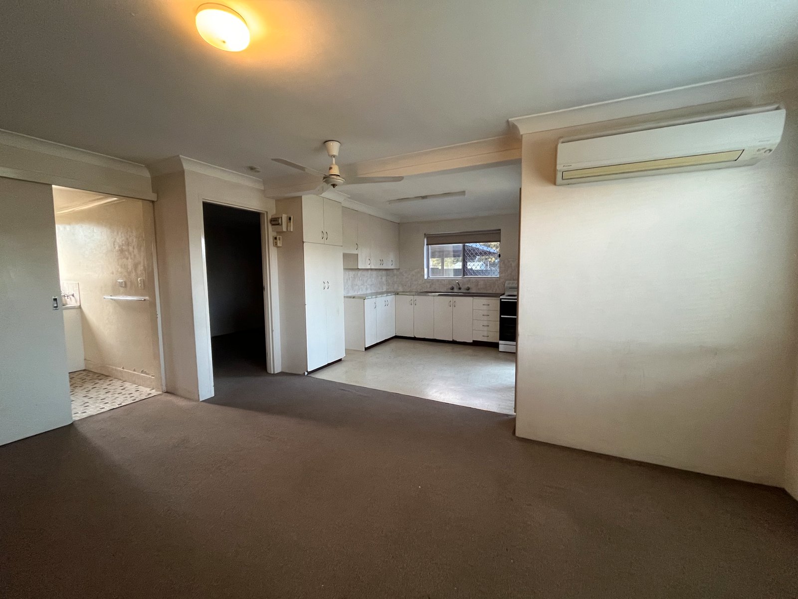 3/11 King Street WEST TAMWORTH 3