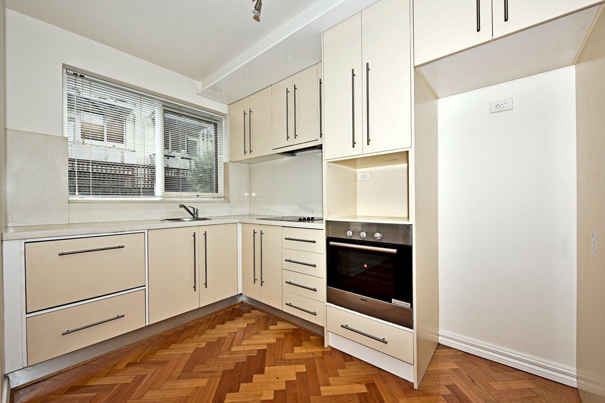 Gallery: 3/11 Kooyong Road