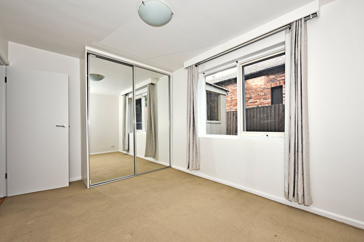 Gallery: 3/11 Kooyong Road