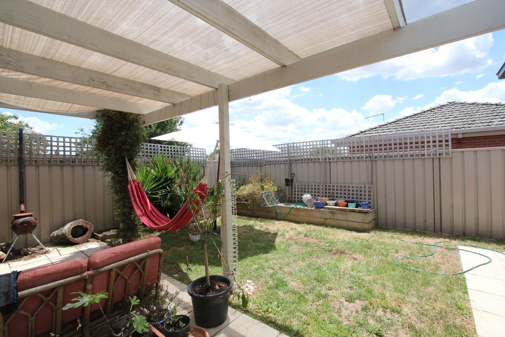 3/11 Lake Street WENDOUREE 12