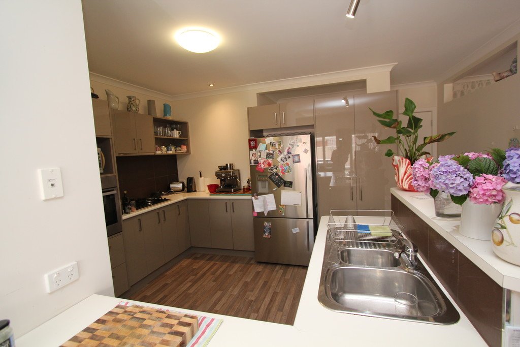 3/11 Lake Street WENDOUREE 8