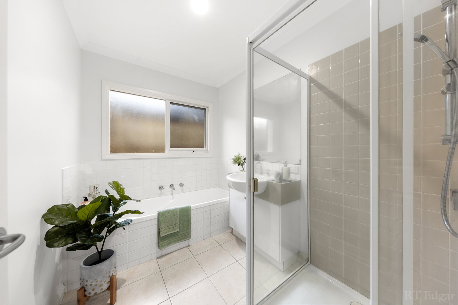 Real Estate and Property in 3/11 Langford Crescent, Donvale, VIC