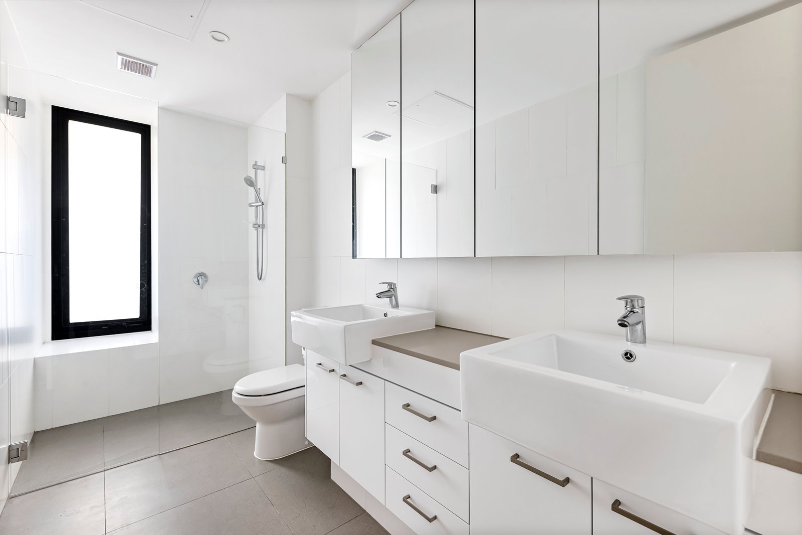 Real Estate and Property in 3/11 Narong Road, Caulfield North, VIC