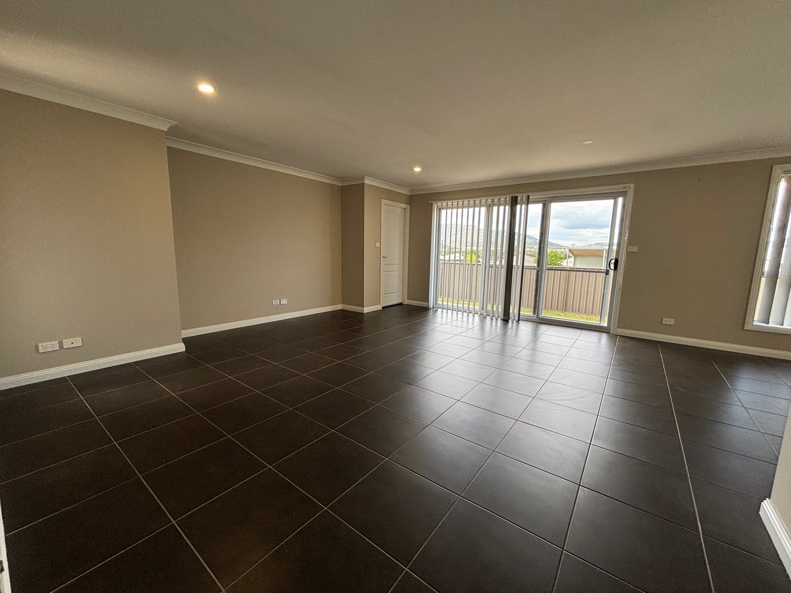 3/11 Orchid Street TAMWORTH 4