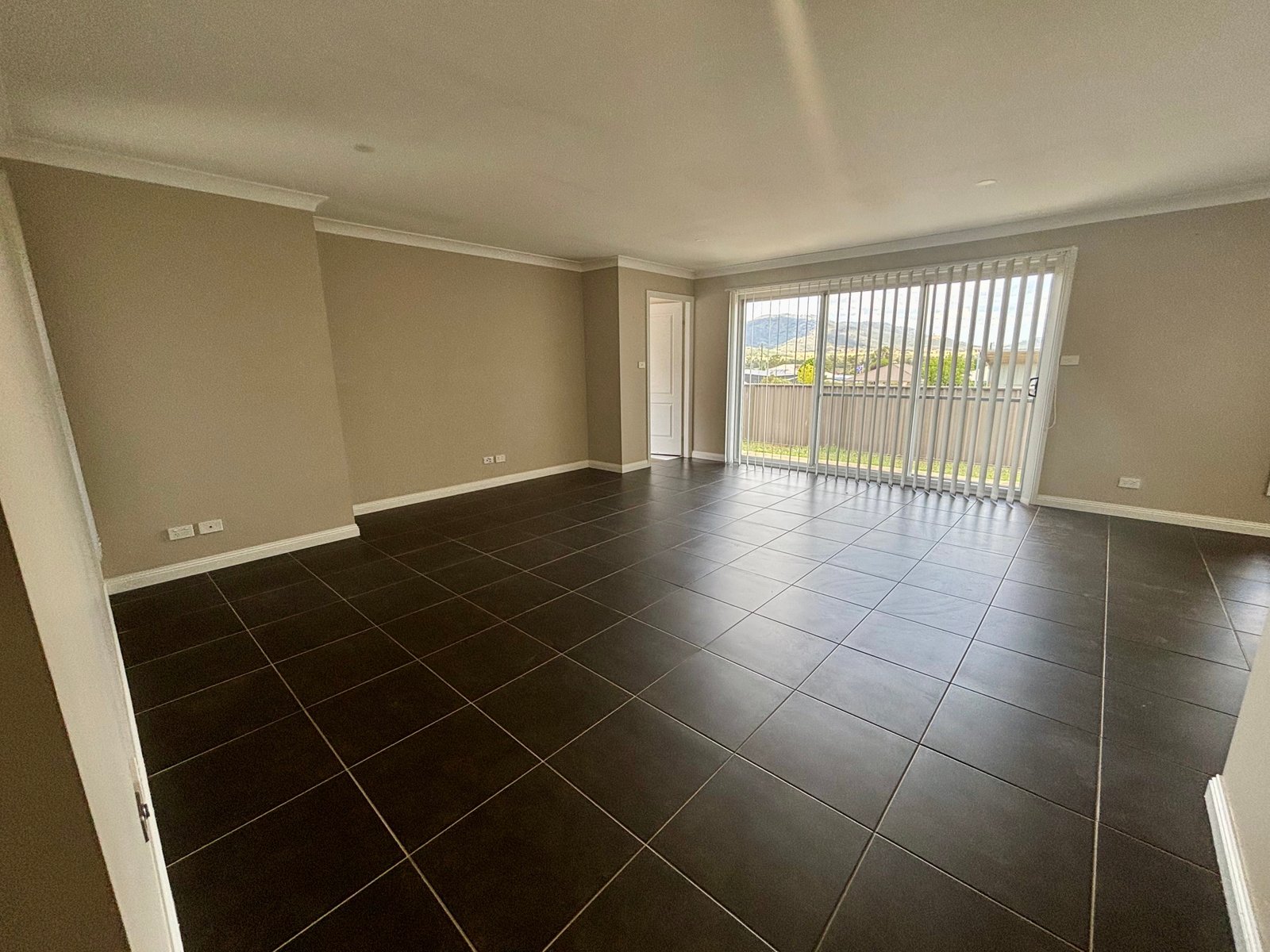 3/11 Orchid Street TAMWORTH 6
