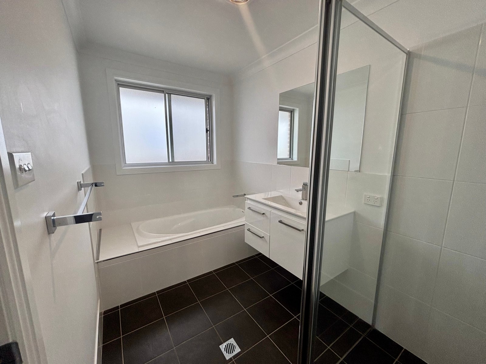 3/11 Orchid Street TAMWORTH 10