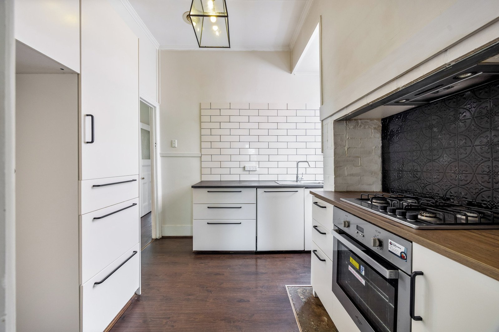Gallery: 311 Raglan Street South