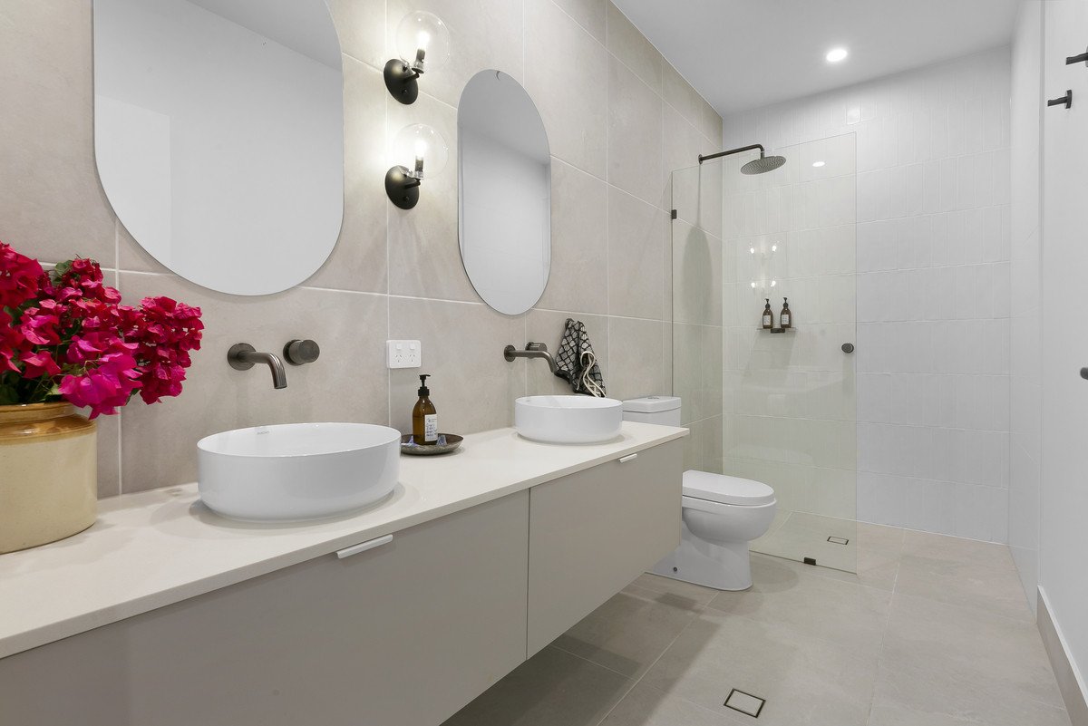 3/11 Wade Street Tugun 13