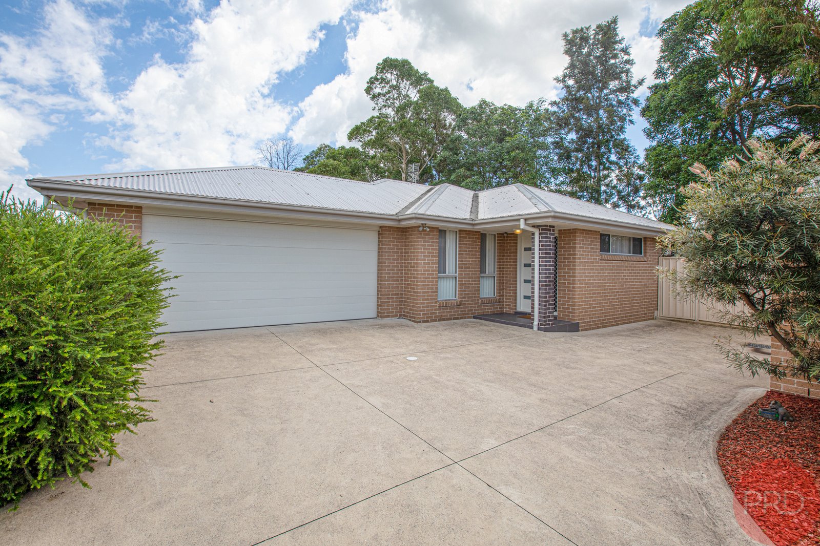 3/11 Windermere Road LOCHINVAR 1