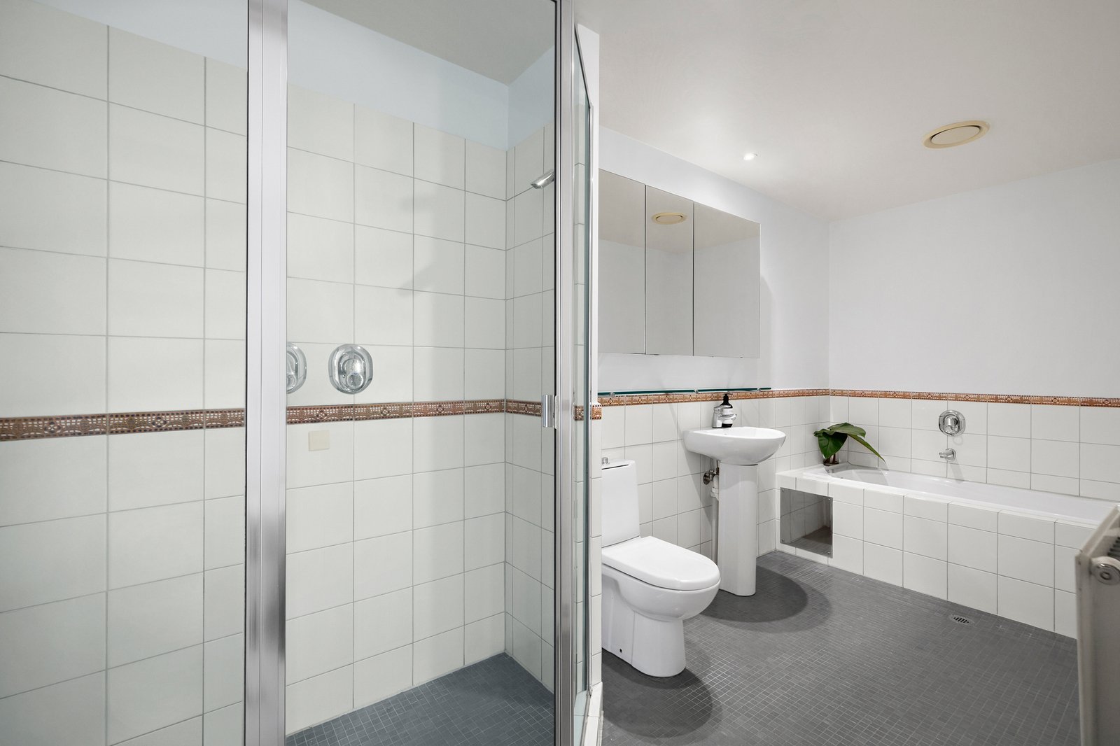 3/110 Beaconsfield Parade, Albert Park, 3206