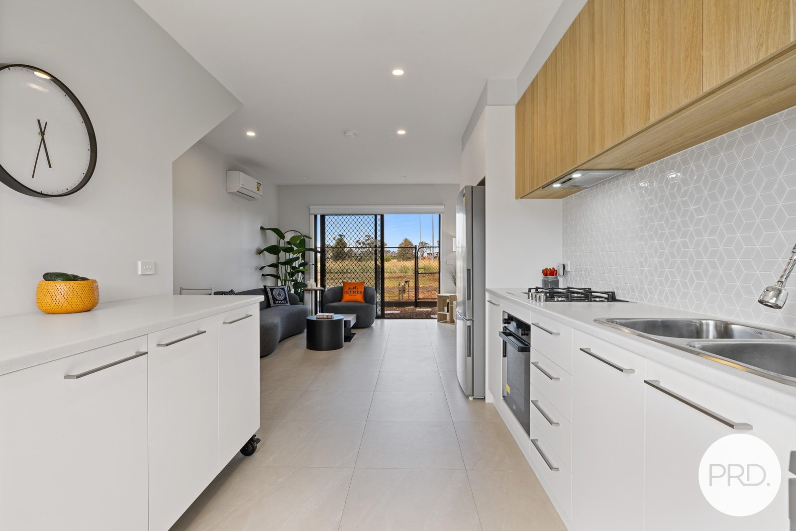 31/10 Margules Crescent TAYLOR 9