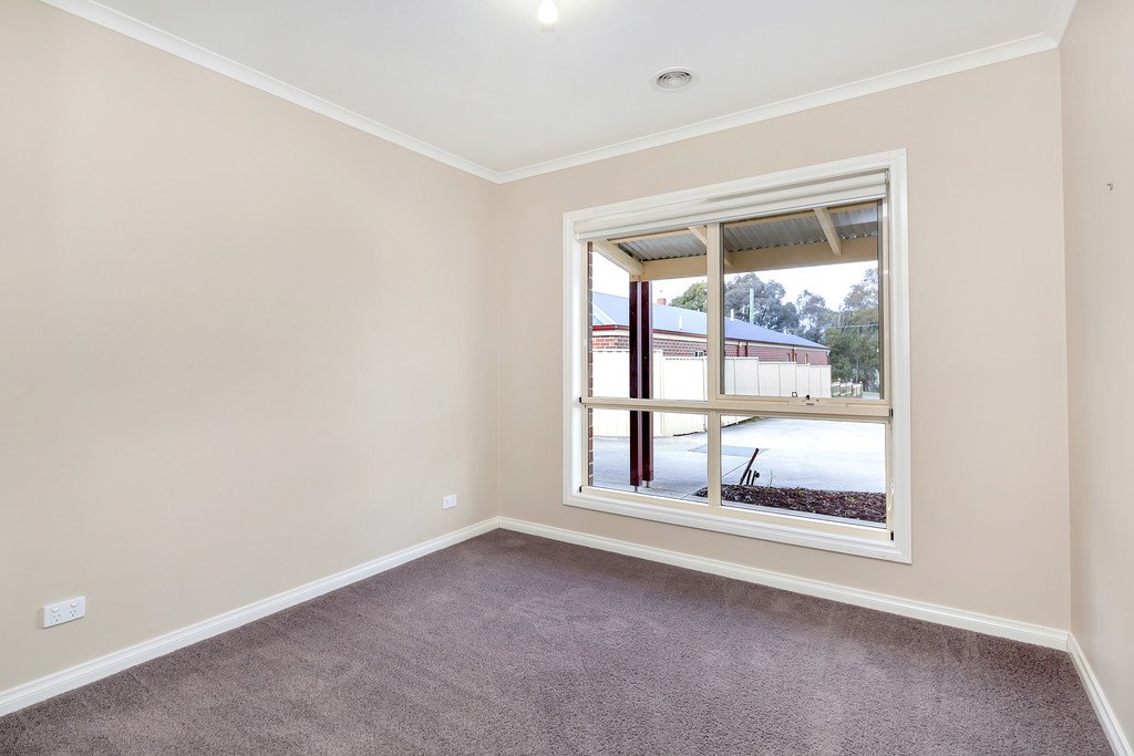 3/110 Yarrowee Parade REDAN 3