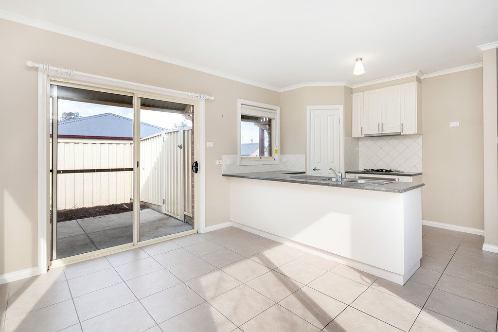 3/110 Yarrowee Parade REDAN 7