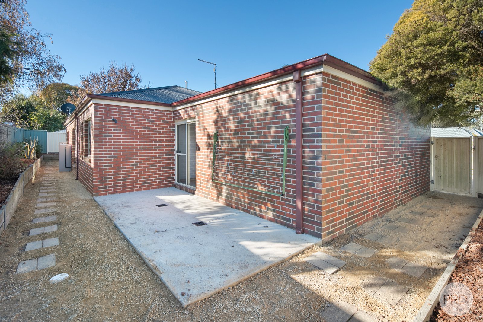 3/110 Yarrowee Parade REDAN 15