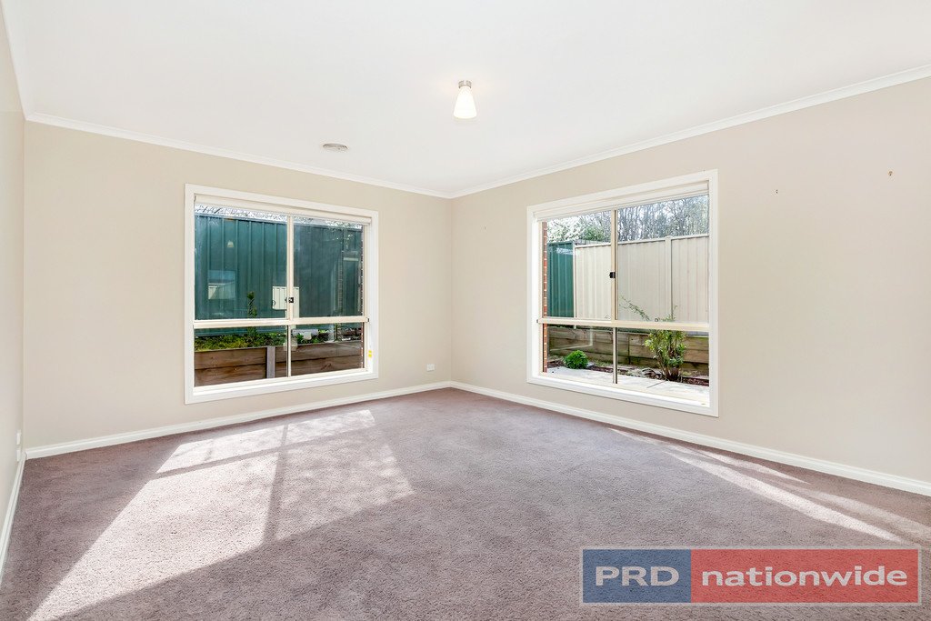 3/110 Yarrowee Parade REDAN 2