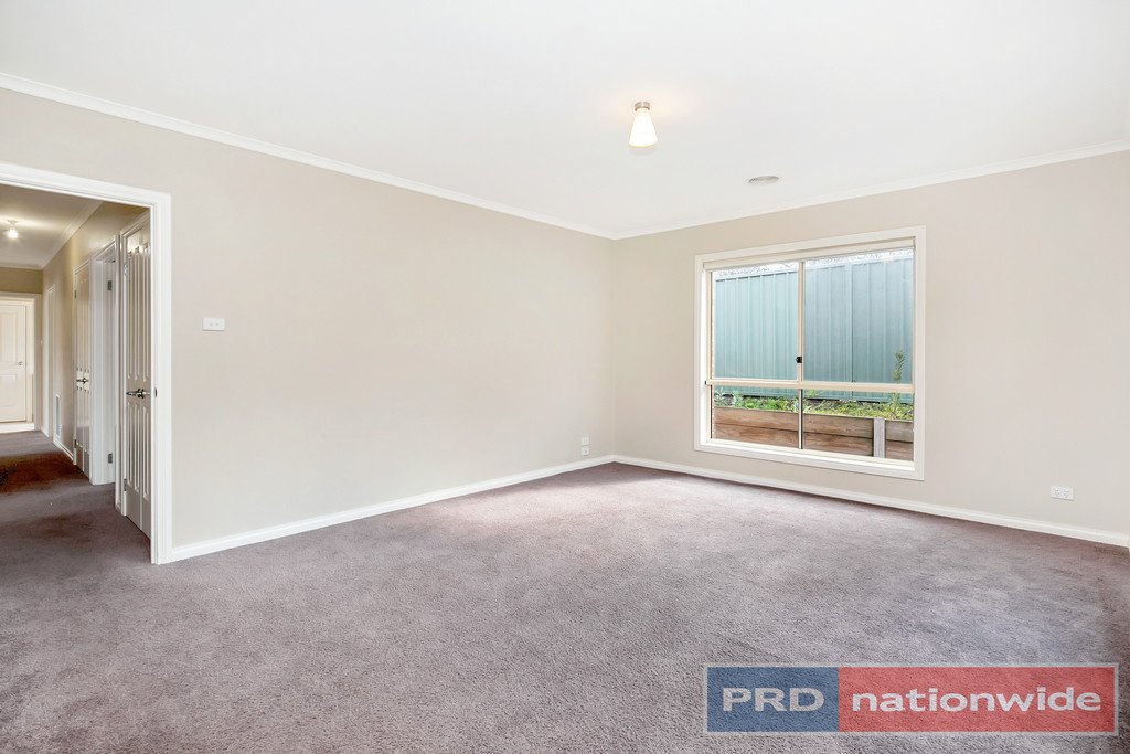 3/110 Yarrowee Parade REDAN 3
