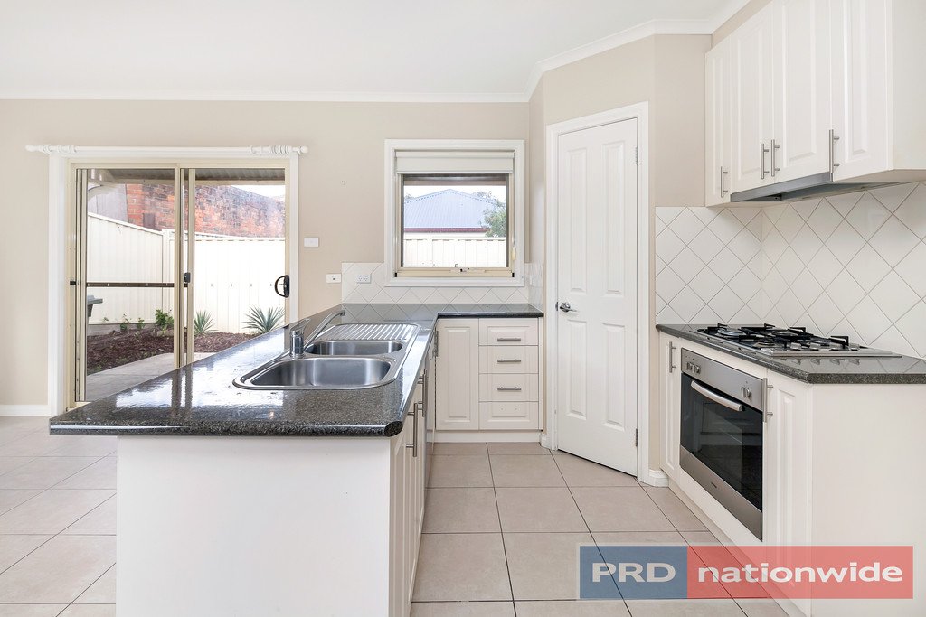 3/110 Yarrowee Parade REDAN 6