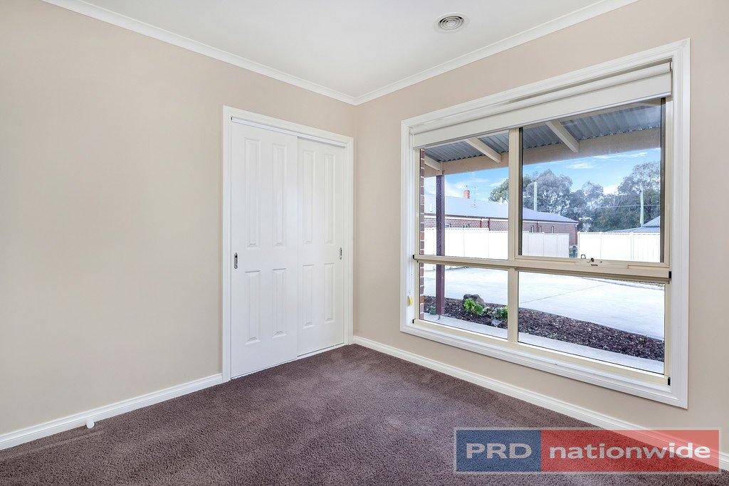 3/110 Yarrowee Parade REDAN 11