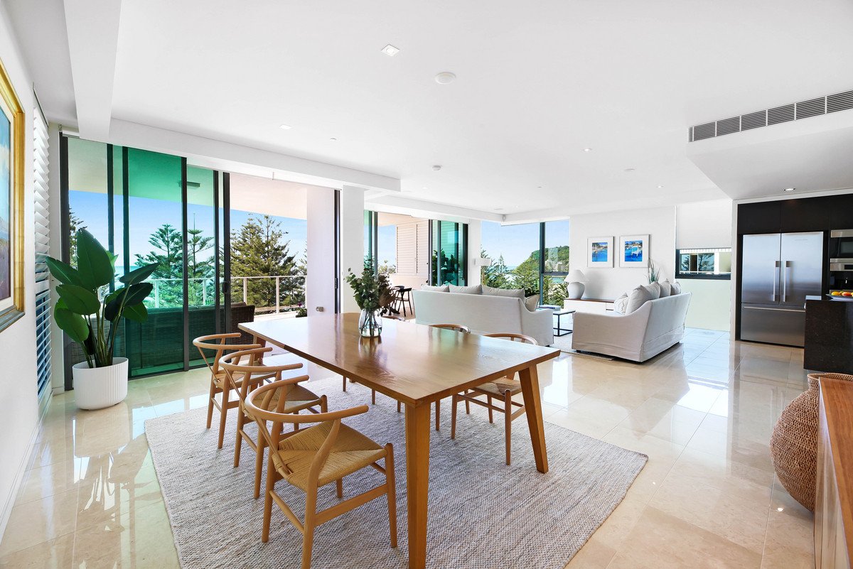 31/106 The Esplanade Burleigh Heads 10