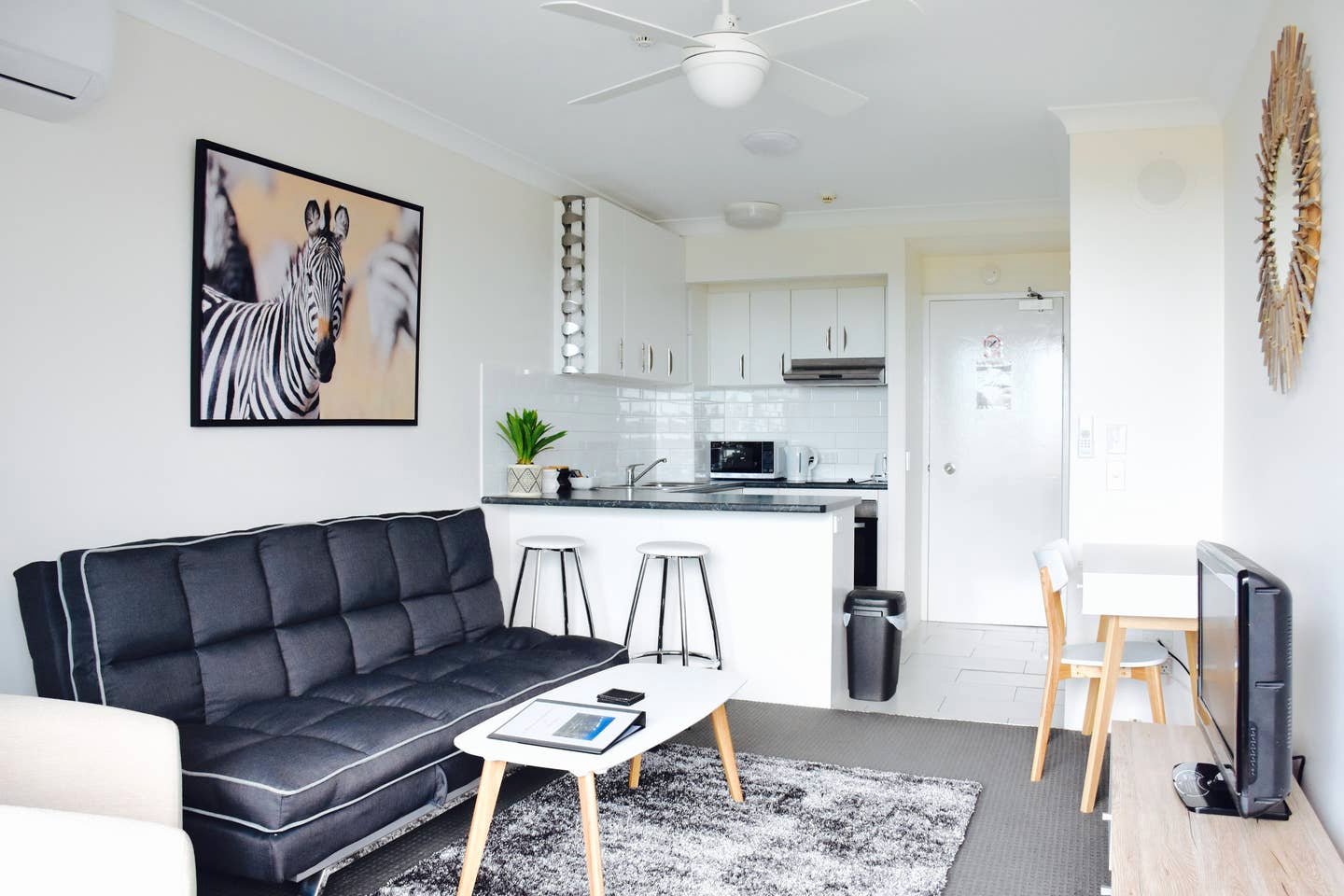 311/1-8 Paradise Island SURFERS PARADISE 1